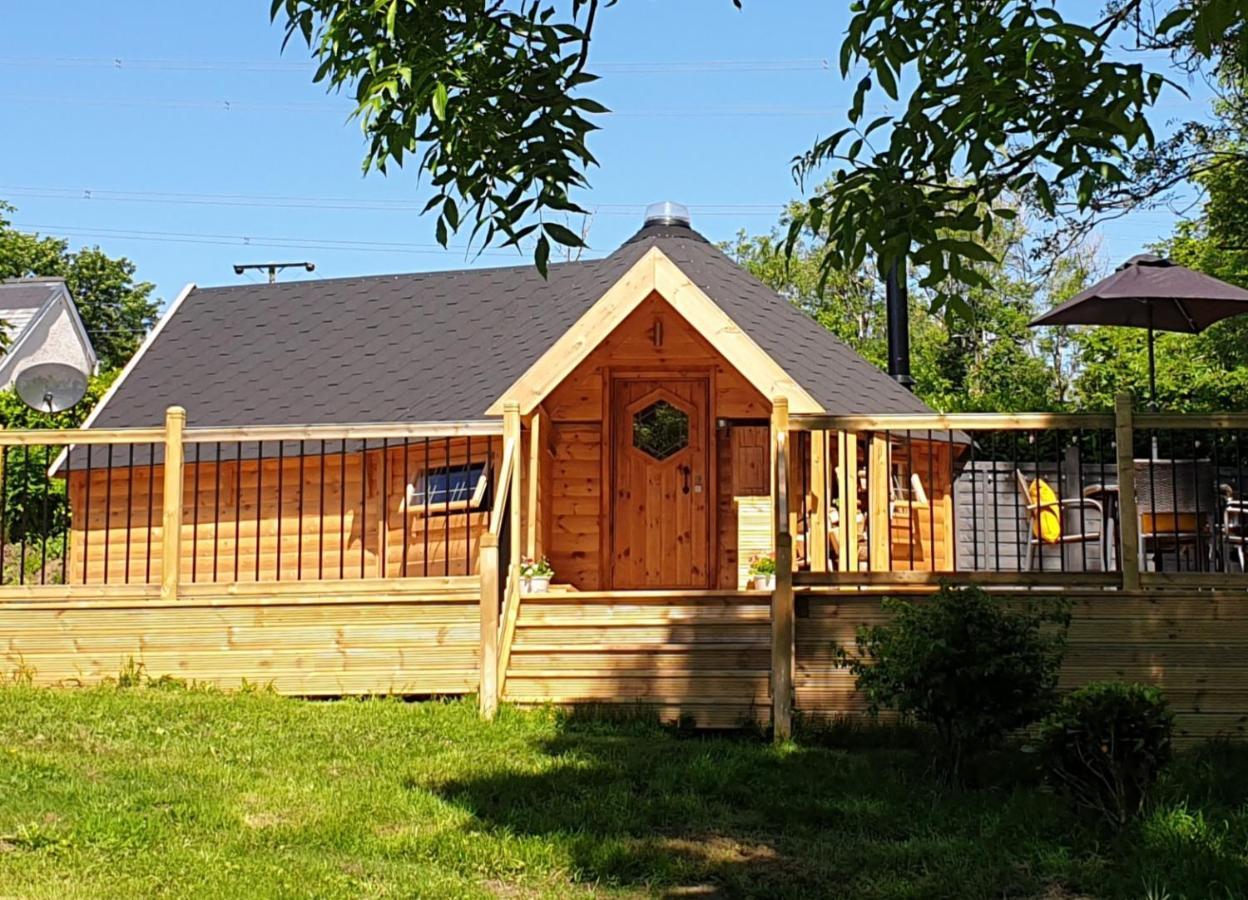 The Hive - Unique Log Cabin With Wood Burning Stove Ludchurch Exteriér fotografie