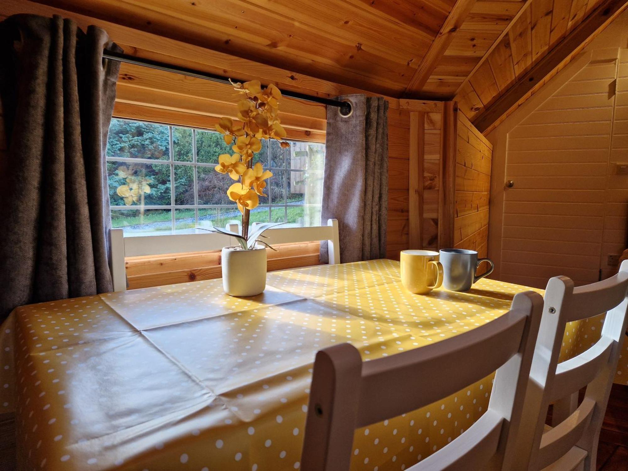 The Hive - Unique Log Cabin With Wood Burning Stove Ludchurch Exteriér fotografie